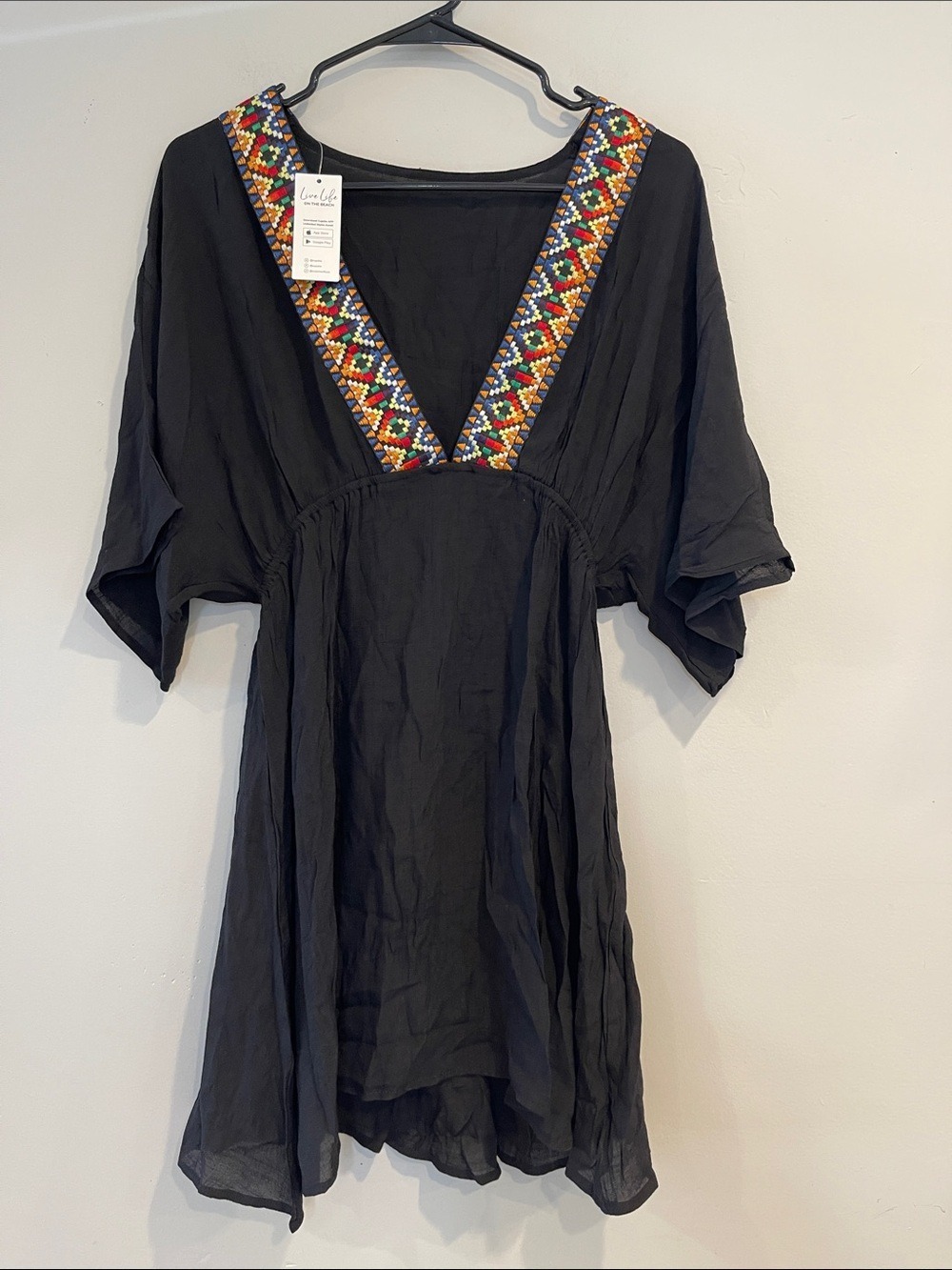 NWT Cupshe V Neck, Embroidered Swimwear Cover Up Size Medium - Picture 3 of 9